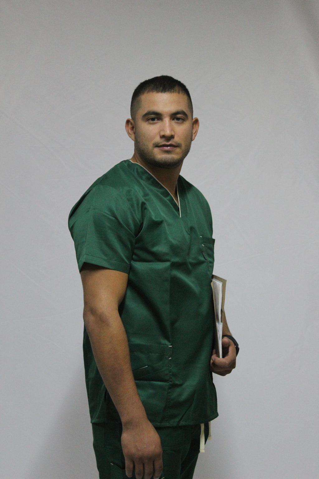 Conjunto Multibolsas Hombre tela rígida